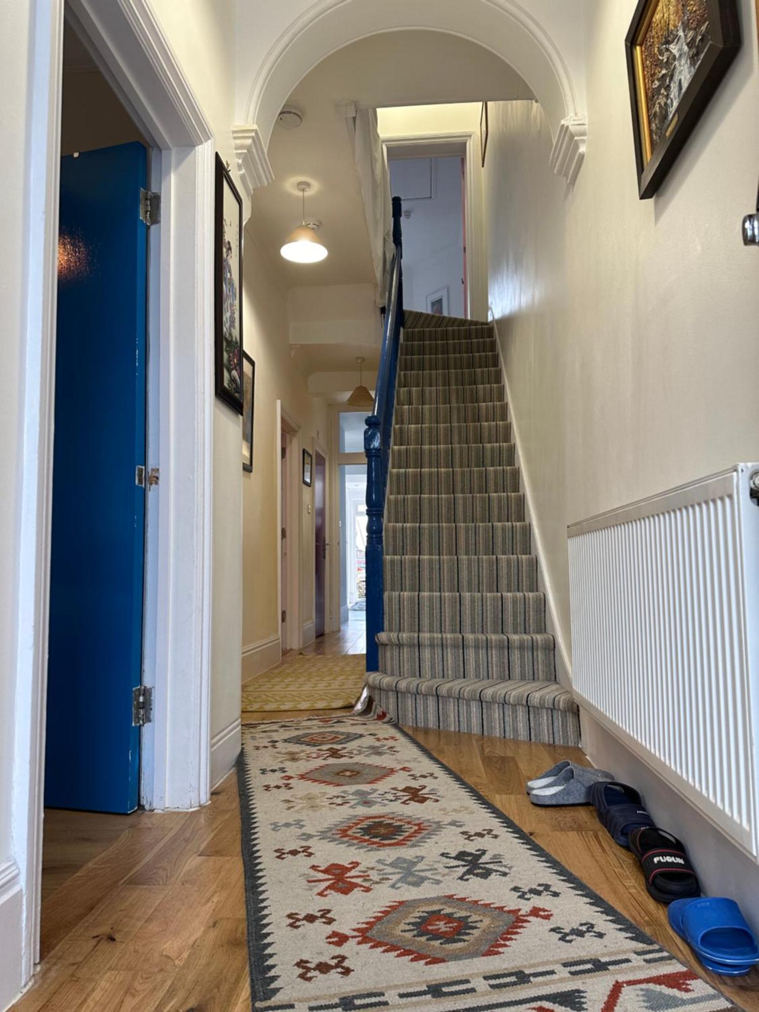 ホテル Rosie Cosy House Cricklewood ロンドン エクステリア 写真